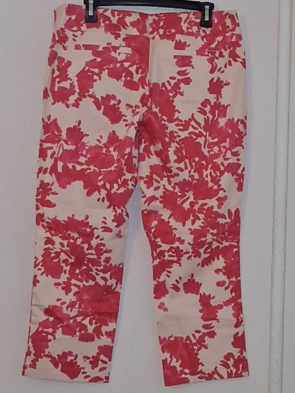 capris - Picture 2 of 2